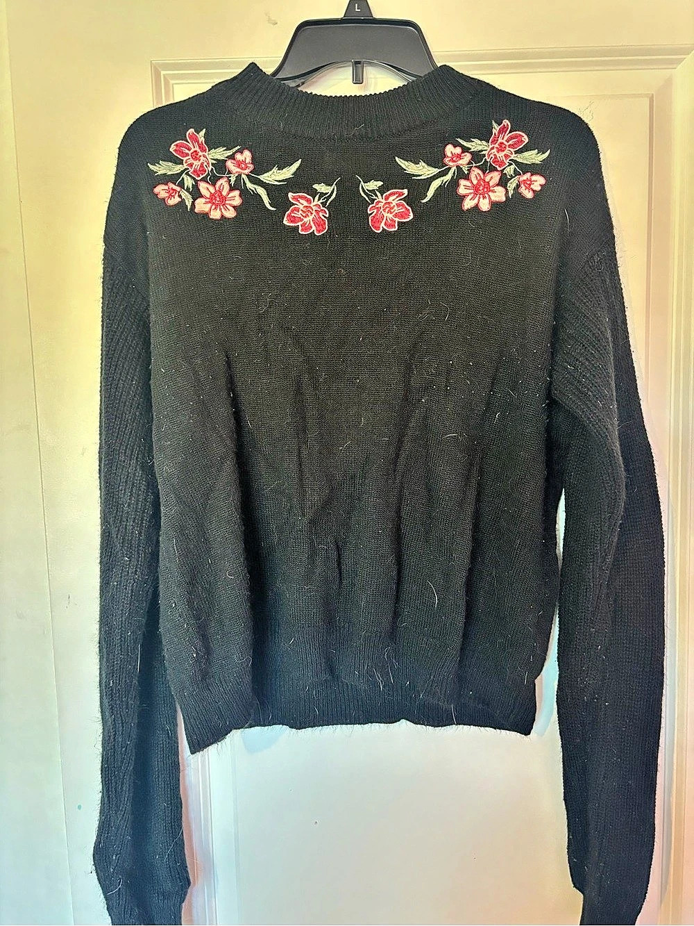Wild Hart Floral Embroidered Black Sweater Size XL